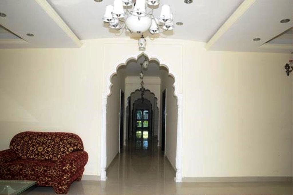 Hotel Malak Mahal Palace ジャイプール エクステリア 写真